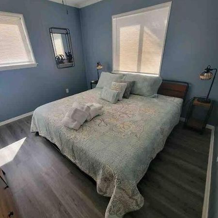 2022 Renovated 2-Bdrm Cozy, Lovely Condo W/Parking! ヒルトンヘッドアイランド エクステリア 写真