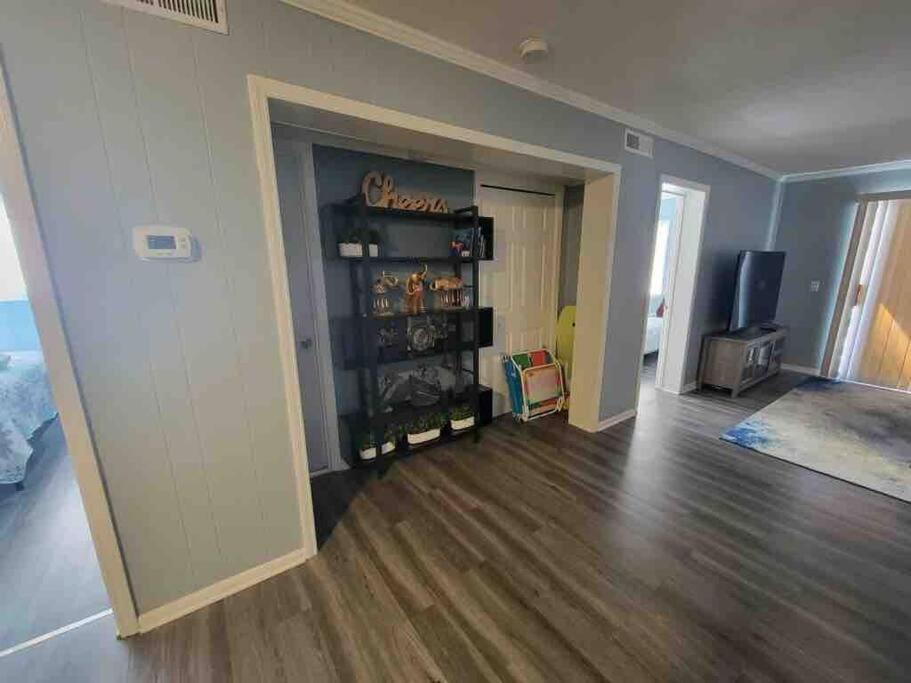 2022 Renovated 2-Bdrm Cozy, Lovely Condo W/Parking! ヒルトンヘッドアイランド エクステリア 写真
