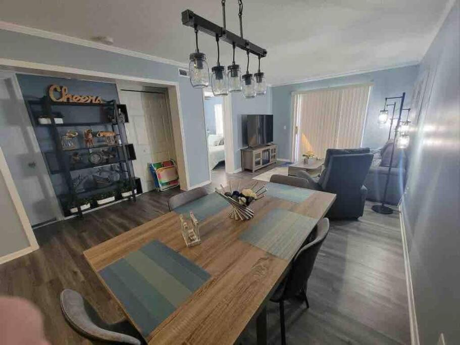 2022 Renovated 2-Bdrm Cozy, Lovely Condo W/Parking! ヒルトンヘッドアイランド エクステリア 写真