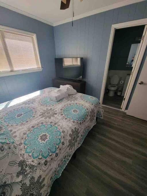 2022 Renovated 2-Bdrm Cozy, Lovely Condo W/Parking! ヒルトンヘッドアイランド エクステリア 写真