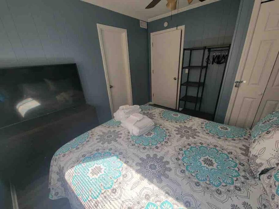 2022 Renovated 2-Bdrm Cozy, Lovely Condo W/Parking! ヒルトンヘッドアイランド エクステリア 写真