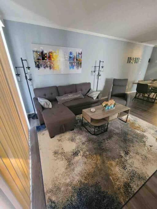 2022 Renovated 2-Bdrm Cozy, Lovely Condo W/Parking! ヒルトンヘッドアイランド エクステリア 写真
